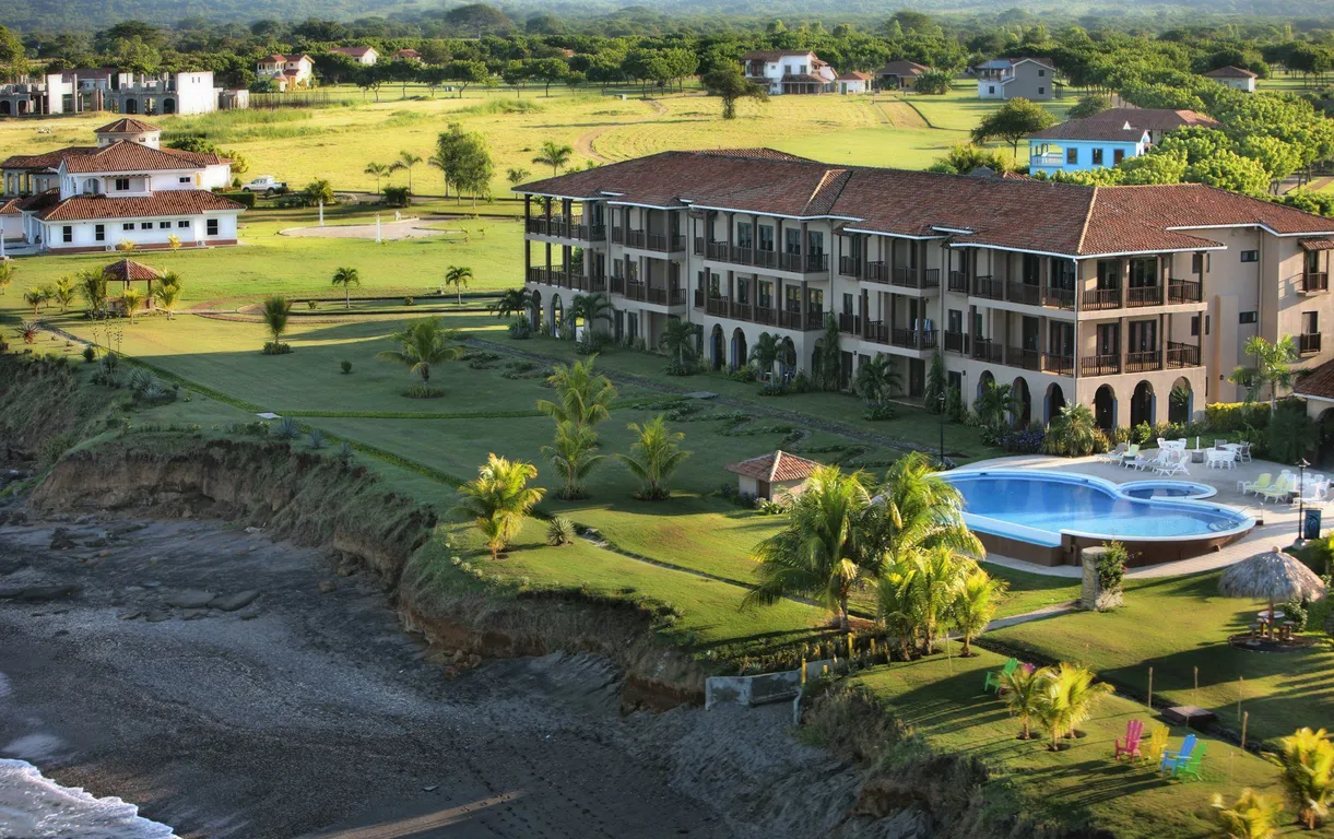 Gran Pacifica Beach & Golf Resort