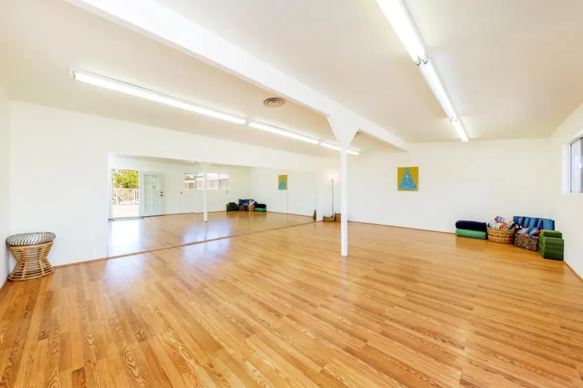 Gallery image 4