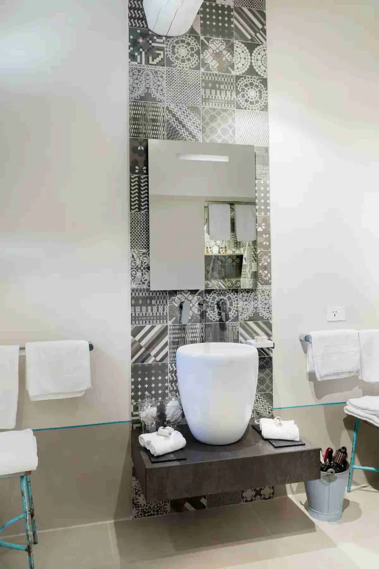 Gallery image 1