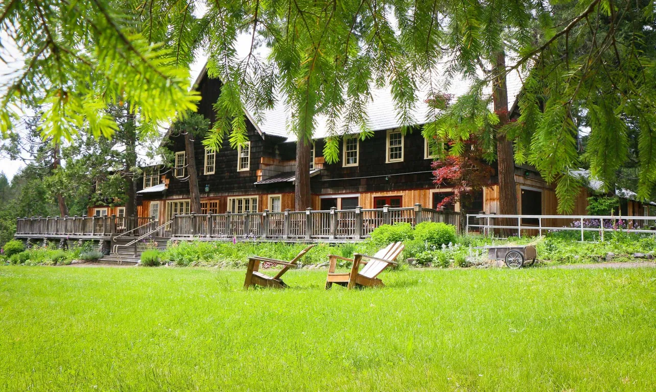 Breitenbush Hot Springs