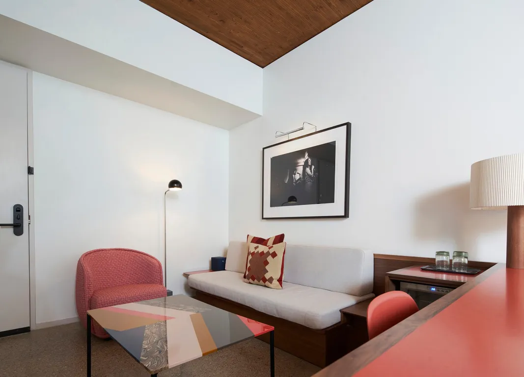 Gallery image 3