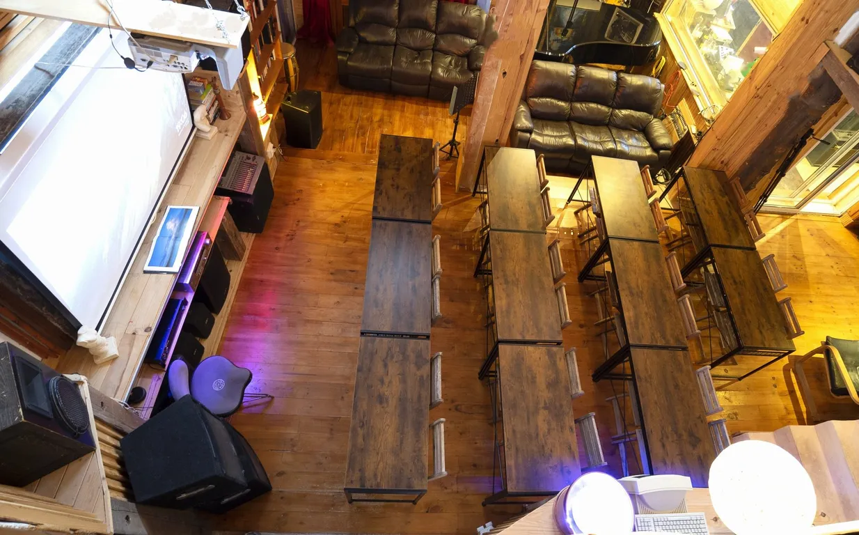 Gallery image 3