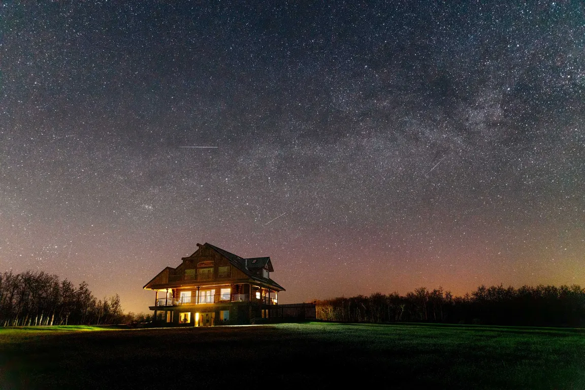 Bee & Bear Boutique Lodge