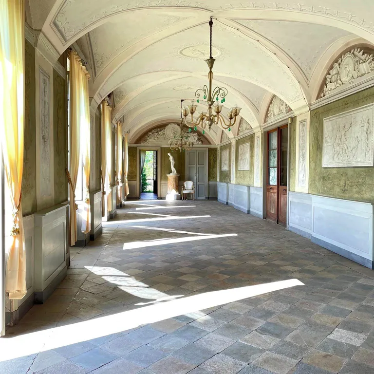 Gallery image 9