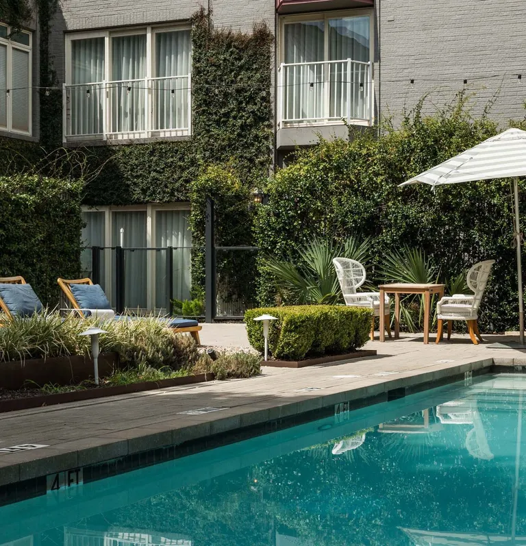 Hotel Ella