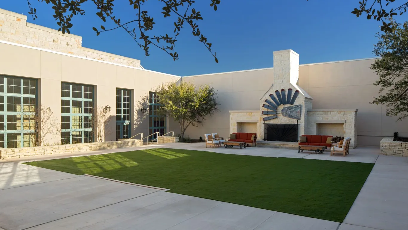 Gallery image 3