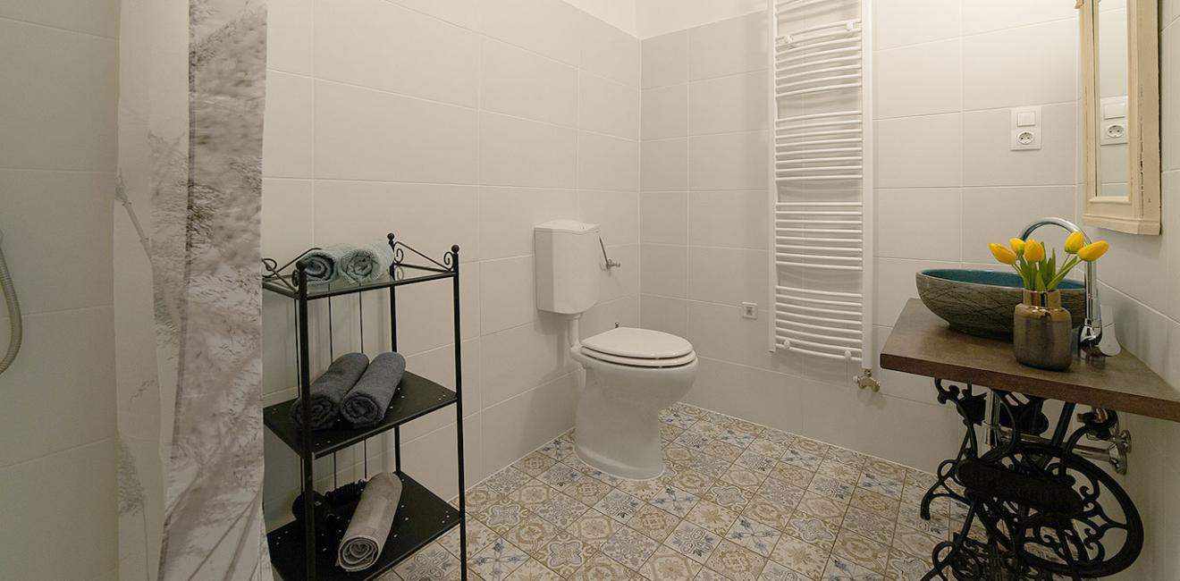 Gallery image 1