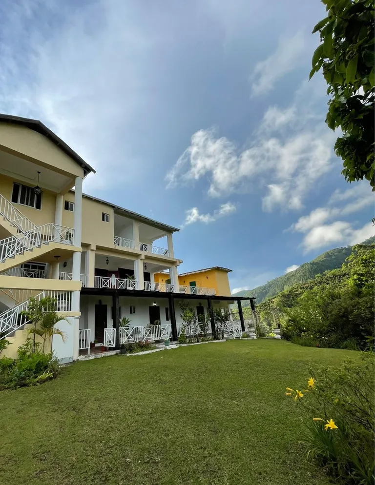 Starlight Chalet & Health Spa