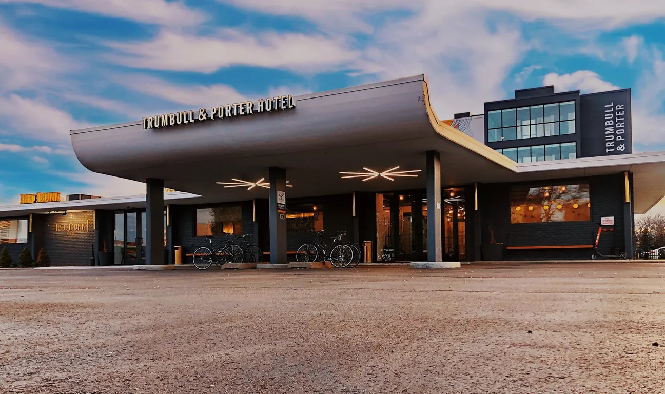 Trumbull & Porter Hotel