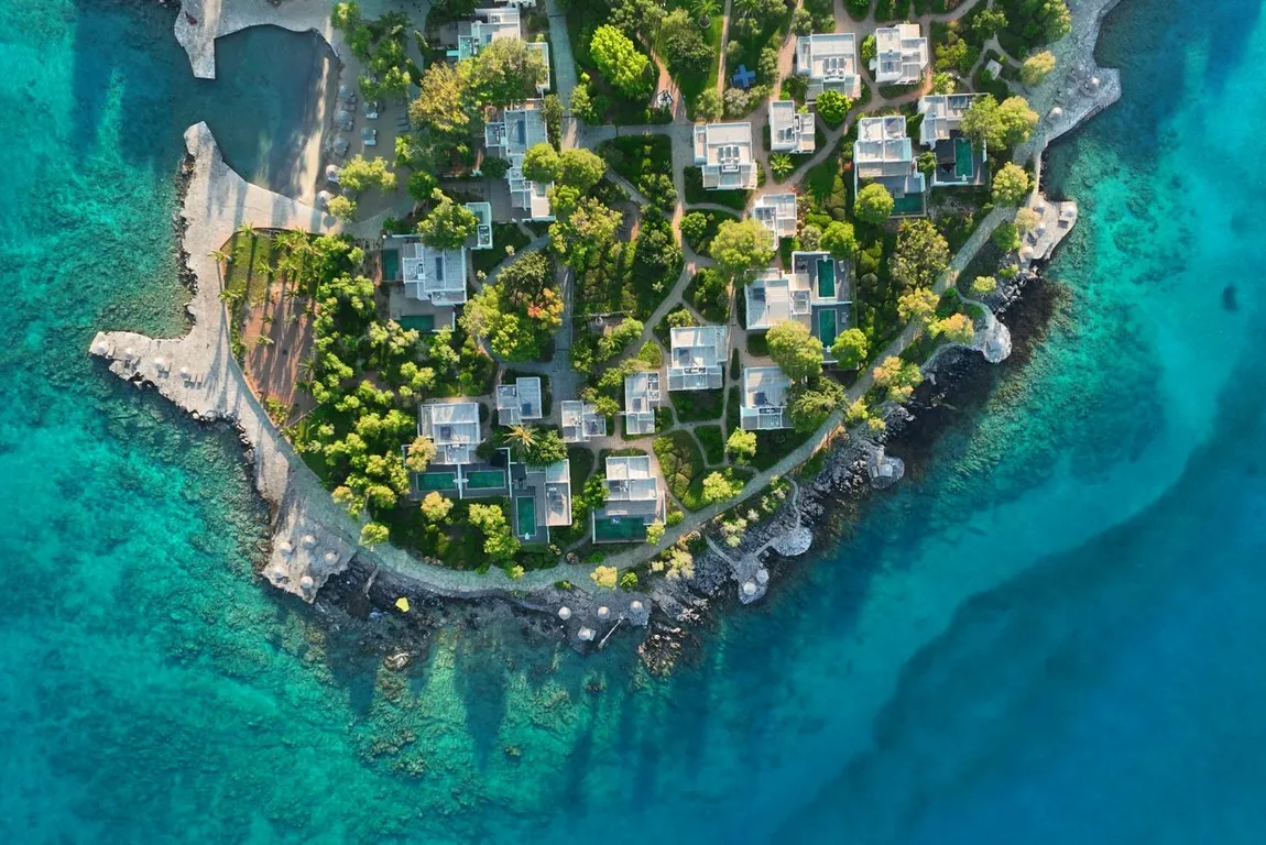 Minos Beach Art Hotel